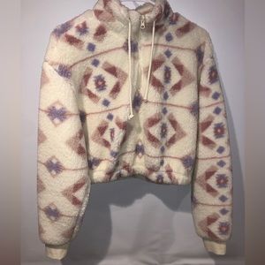 NWT Pacsun Fuzzy cropped Sherpa!